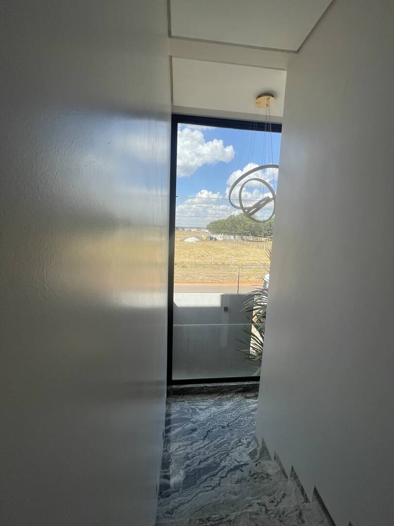 Casa, 4 quartos, 380 m² - Foto 3