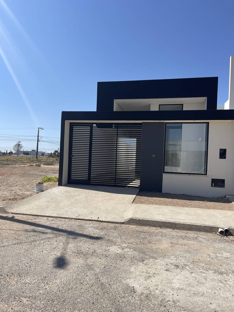 Casa, 2 quartos, 85 m² - Foto 1