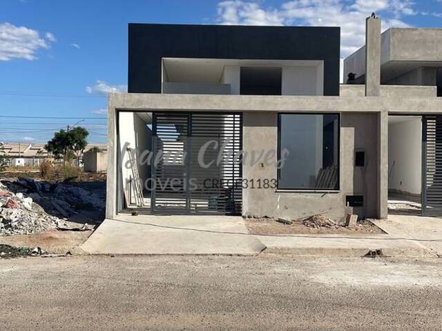 #61 - Casa para Venda em Luís Eduardo Magalhães - BA - 2