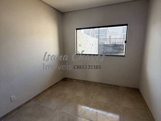 #94 - Casa para Venda em Luís Eduardo Magalhães - BA - 2