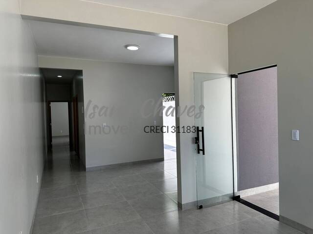 #143 - Casa para Venda em Luís Eduardo Magalhães - BA - 2