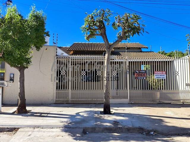 #144 - Casa para Venda em Luís Eduardo Magalhães - BA - 1