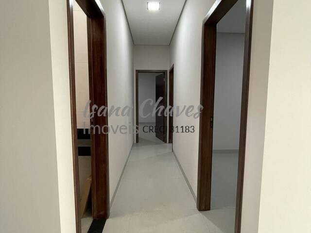 Casa para Venda em Luís Eduardo Magalhães - 2