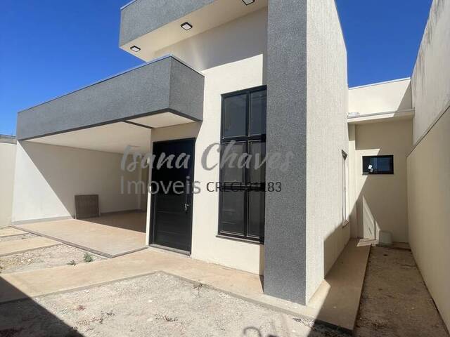 #194 - Casa para Venda em Luís Eduardo Magalhães - BA - 2