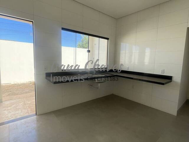#194 - Casa para Venda em Luís Eduardo Magalhães - BA - 3